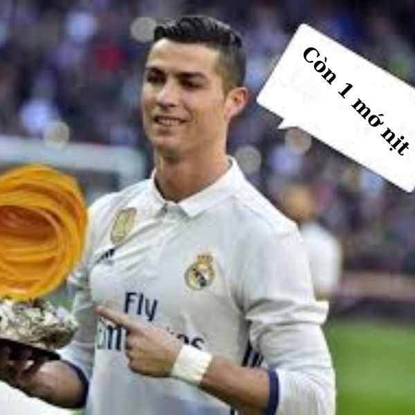 ảnh ronaldo bựa cái nịt