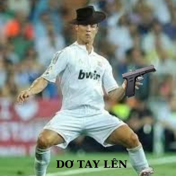 ảnh ronaldo bựa dơ tay lên