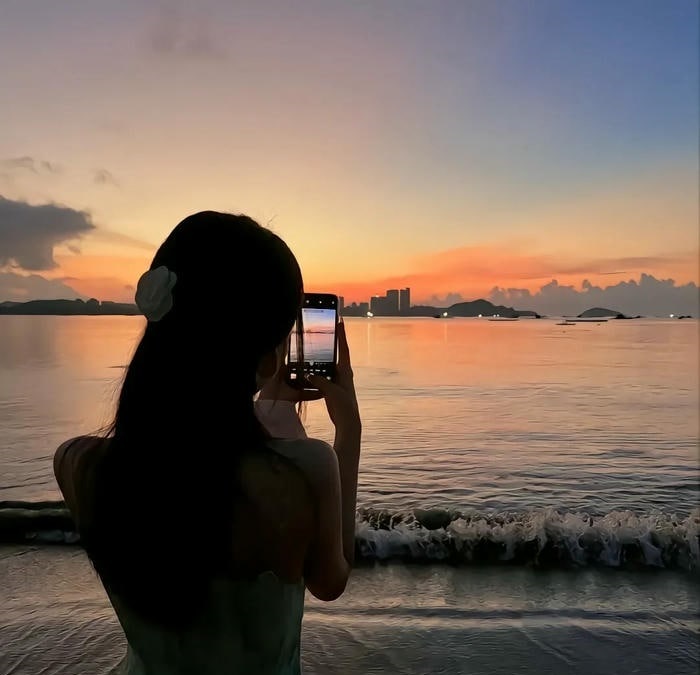 avatar nữ ngầu che mặt