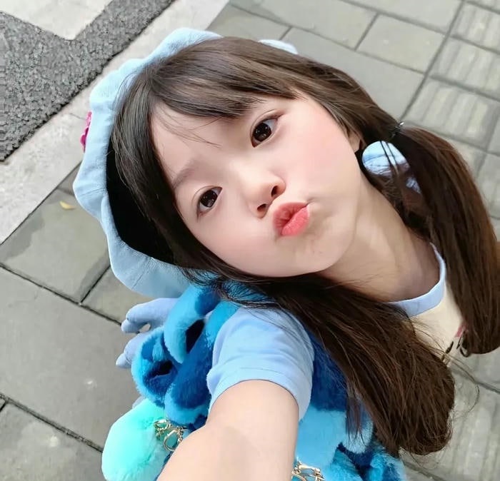 hình avatar màu xanh dương cute