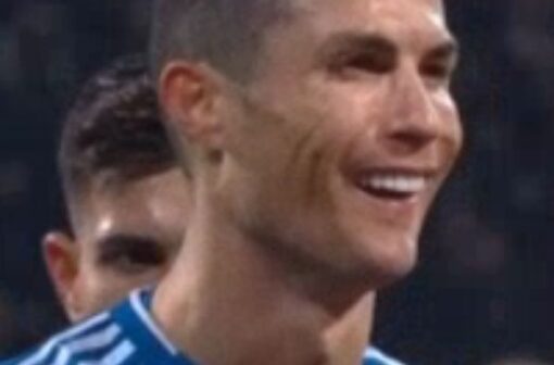 Lưu ngay 999+ ảnh Ronaldo meme hài hước dành cho fan của anh 7